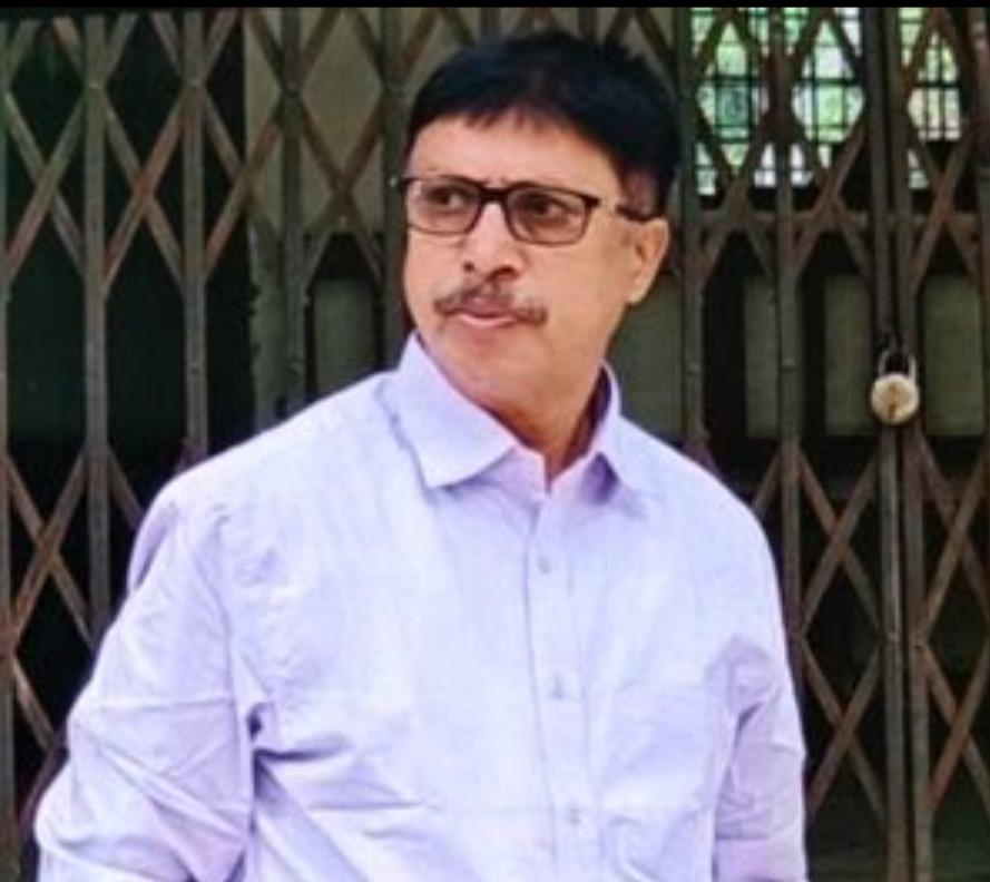 bstvlive's tweet photo. प्रतापगढ़ : गौशाला आवंटन में अनियमितता का मामला
➡️मुख्य पशु चिकित्सा अधिकारी प्रदीप कुमार सस्पेंड
➡️डीएम की जांच में दोषी पाए गए प्रदीप कुमार
➡️रिपोर्ट पर शासन ने एक्शन लेते हुए किया सस्पेंड
#Pratapgarh #Gaushala #PradeepKumar #UPNews @dmpratapgarh https://t.co/Dp2AGzqNtk