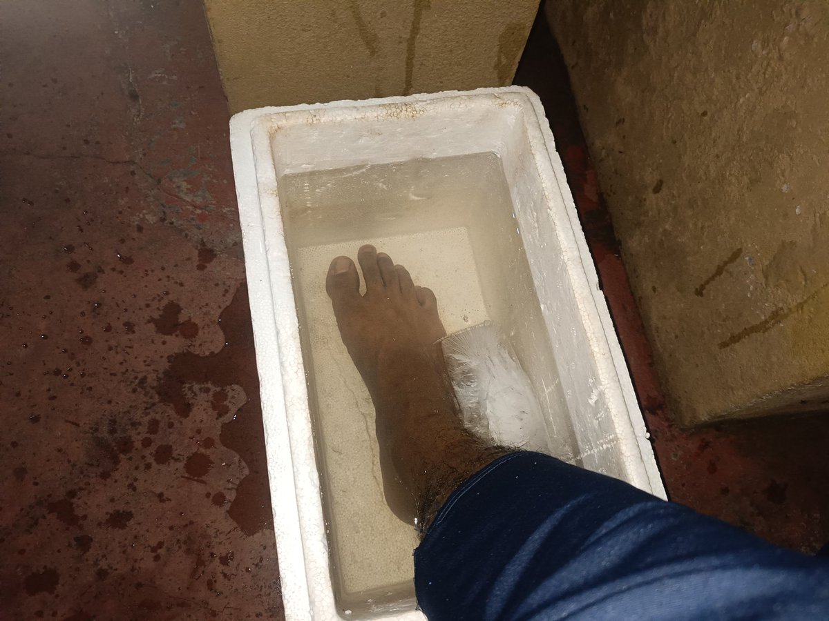 rashad17_'s tweet photo. Things we do for love ⚽️ https://t.co/YNqPGCbgOA