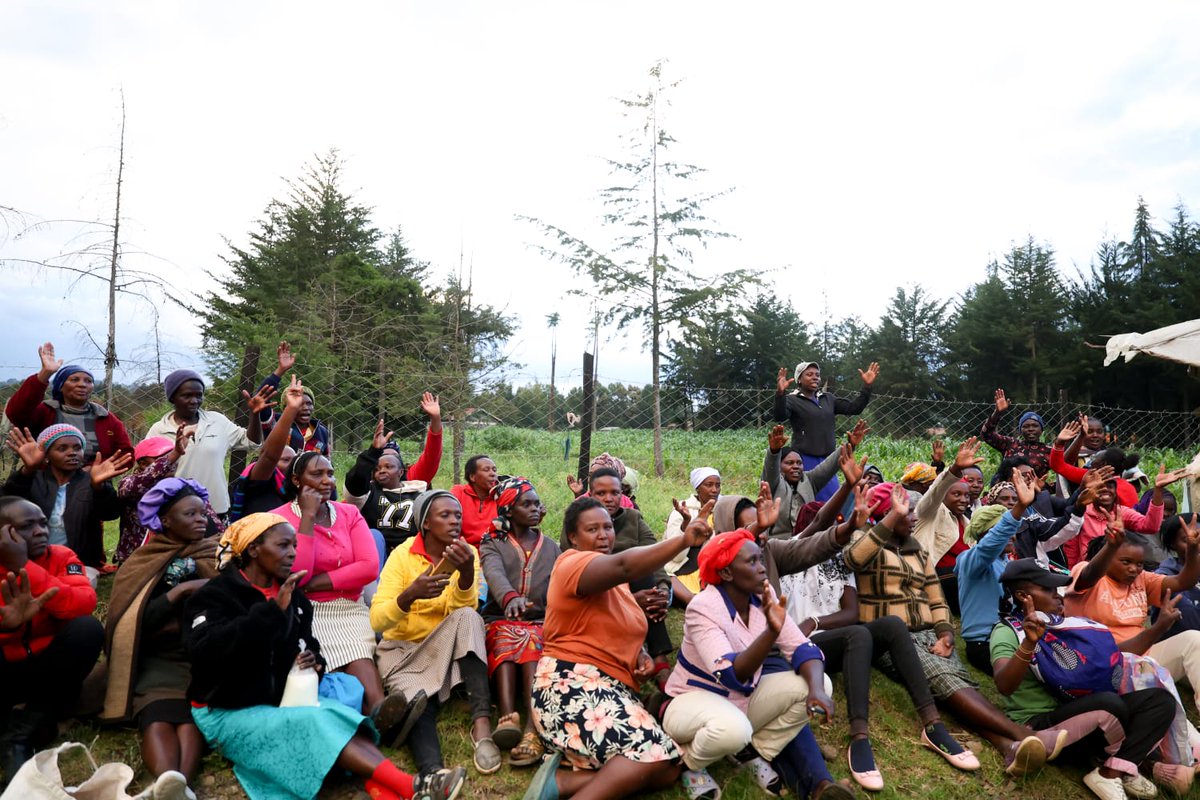 OleItumbi's tweet photo. Olkalou

Every interaction matters. Asante kwa kufungua roho.

Asante sana, Rurii, Asante Mama and Baba Obed, for the commerce and conversation

Gucaina na Muchina is a good decision. https://t.co/Tv8vKL1Yet
