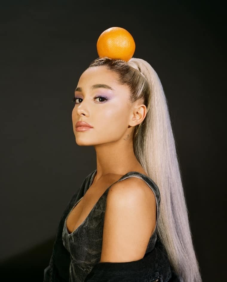 KrakenSlayer231's tweet photo. @arianatorswildt sweetener and that damn orange https://t.co/ODYNZpSHBl