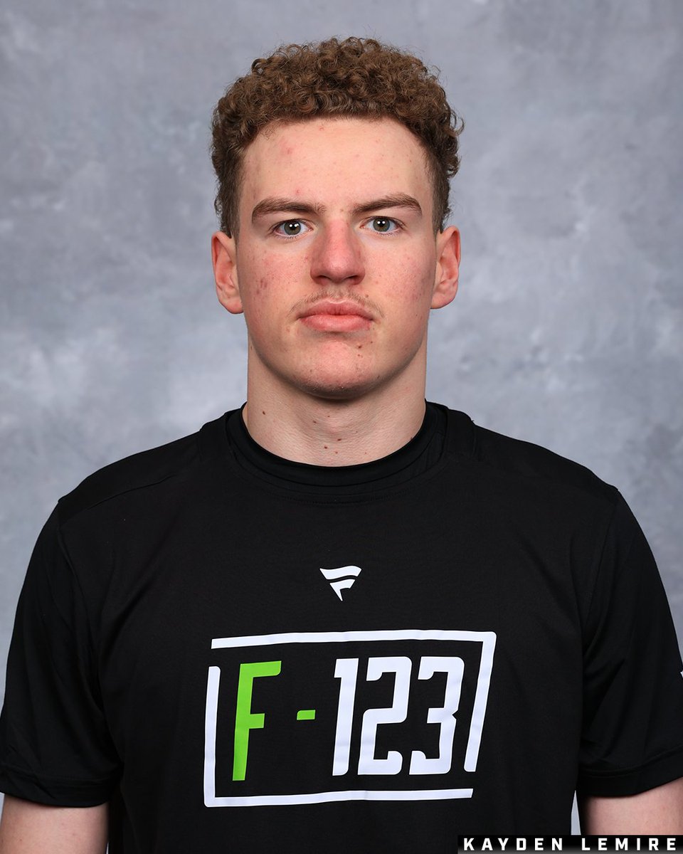 TheWHL's tweet photo. blessing your feeds with some #NHLDraft Combine headshots! https://t.co/kWqSLpGyea