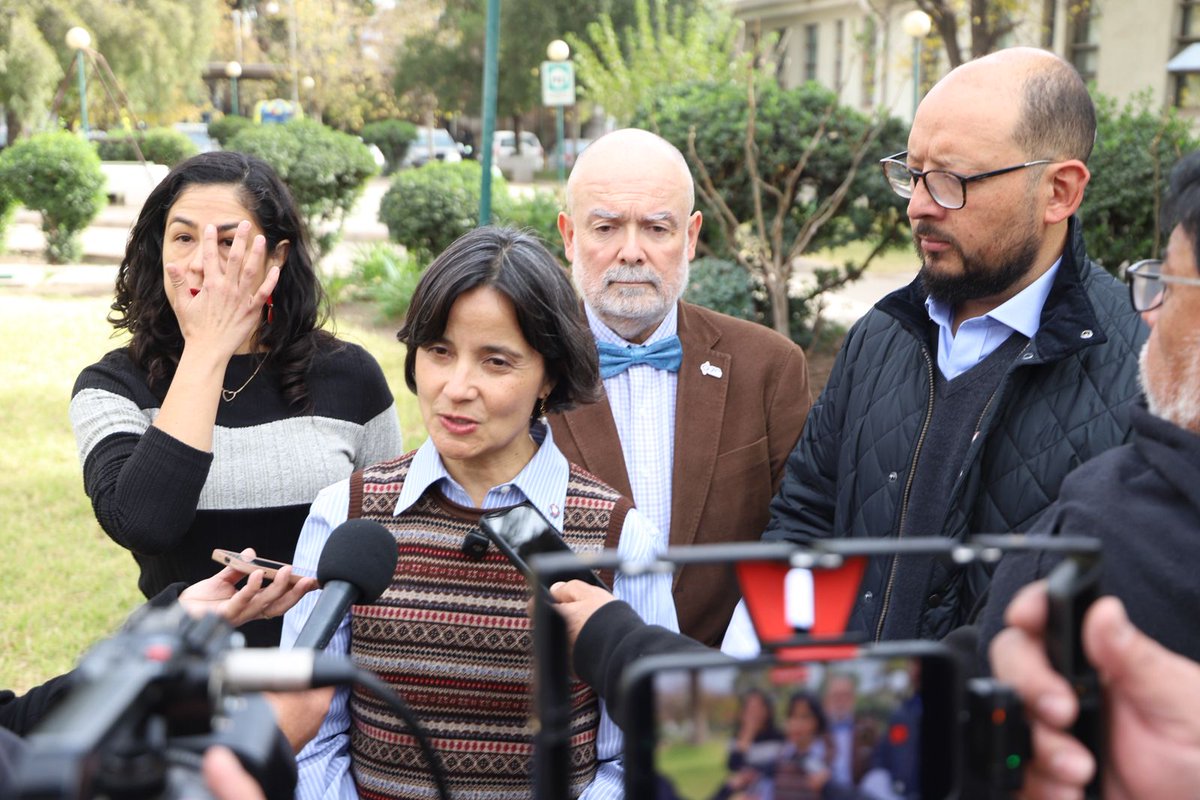 colmedchile's tweet photo. 🎙️ Desde el Hospital San Juan de Dios de Los Andes, nuestra Directiva Nacional realizó un punto de prensa para abordar los principales temas relacionados con la realidad de la salud en la Provincia de Aconcagua, así como los desafíos que enfrenta la red asistencial y el ejercicio de la medicina en el territorio.