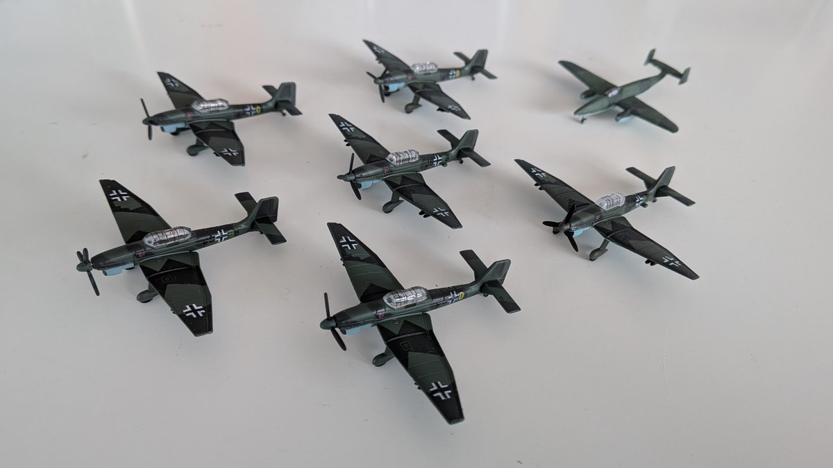 Scratchbr1's tweet photo. Step 44/140: This stage adds variety after weeks of hull work: a sixth Ju 87 Stuka, a key hull-to-flight-deck support mount, and a major AA gun upgrade with a brighter LED.

#Scalemodels #Hachette #Grafzeppelin  
#Kriegsmarine #WW2 #aircraftcarrier #cv https://t.co/yVr9SgLhwB