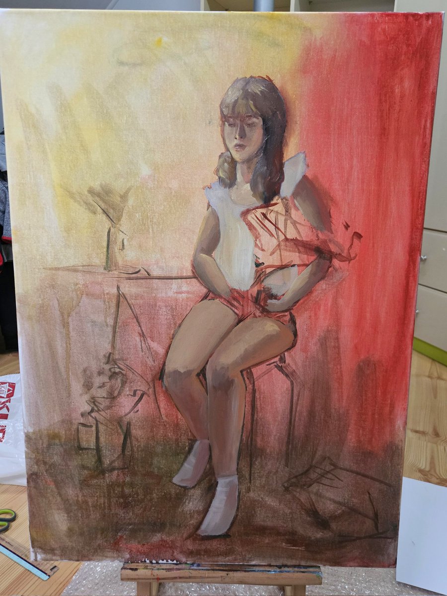rvs3e's tweet photo. My sister as annoying as me omg 
thats progress for her new artwork (portfolio time😔) https://t.co/k8S6VCb1sD