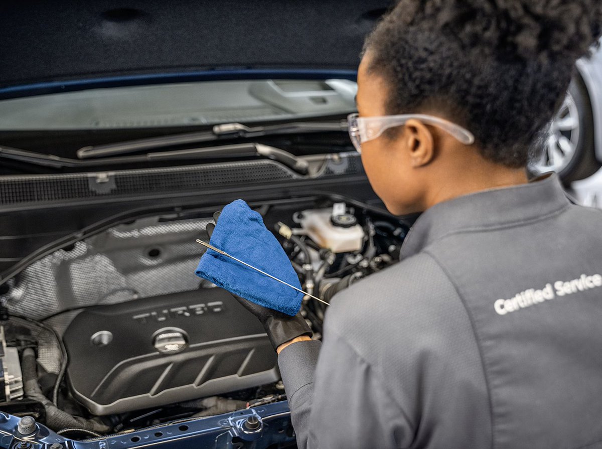 WilsonCoMtrs's tweet photo. Keep your vehicle running at its best while saving along the way. 🔧

Take advantage of current service and parts specials and check a few maintenance items off your to-do list.

View our latest specials: https://t.co/halrFySiEl

#ServiceSpecials #PartsSpecials #DriveLocal https://t.co/ikp5X9O3bC