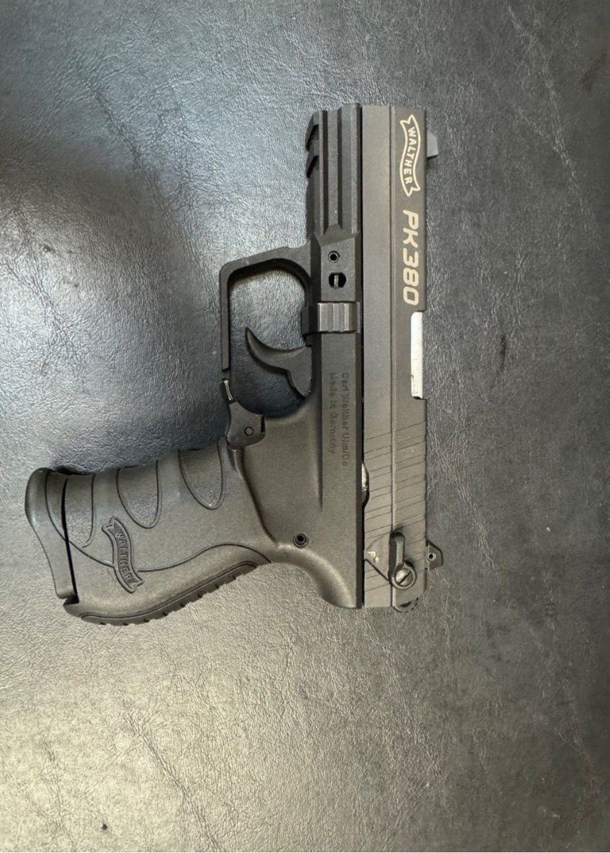 gun_plug99476's tweet photo. Walther PK 380. Semi automatic.380. In box. 

Price: $400 https://t.co/o2VjdIe9oK