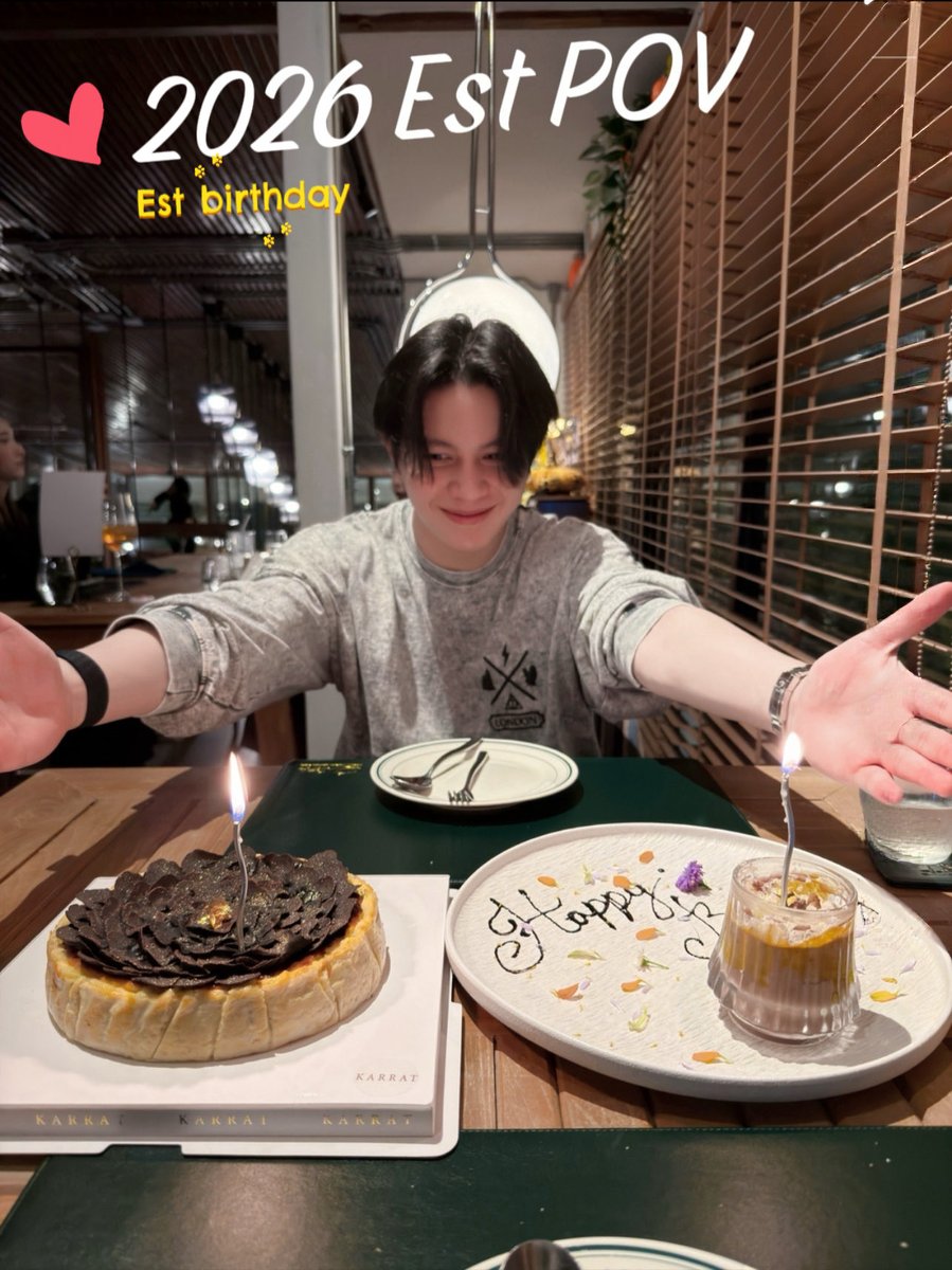 Rnnnm's tweet photo. Finally got to celebrate your birthday! Happy birthday, my dear Est! May William and Est always stay happy together!🥹@Williamjkp1 @EstRvp 
#WilliamEst #วิลเลี่ยมเอส https://t.co/D7erqqSssc