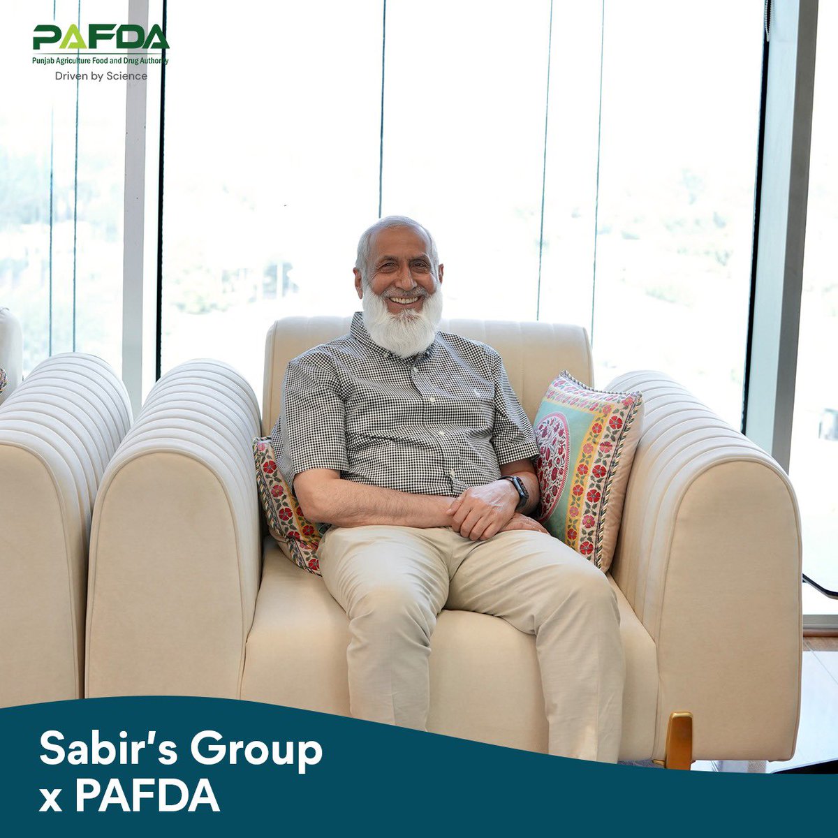 PAFDA_Official's tweet photo. PAFDA had the honor of welcoming Dr. Faqir Muhammad Sabir, Founder &amp; Chairman of Sabirs' Group, during his recent visit to its facilities.
The distinguished guest was welcomed by Director General PAFDA, Dr. Talat Naseer Pasha, along with Member Food, Dr. Muhammad Nasir. https://t.co/U0EhdRkmyb
