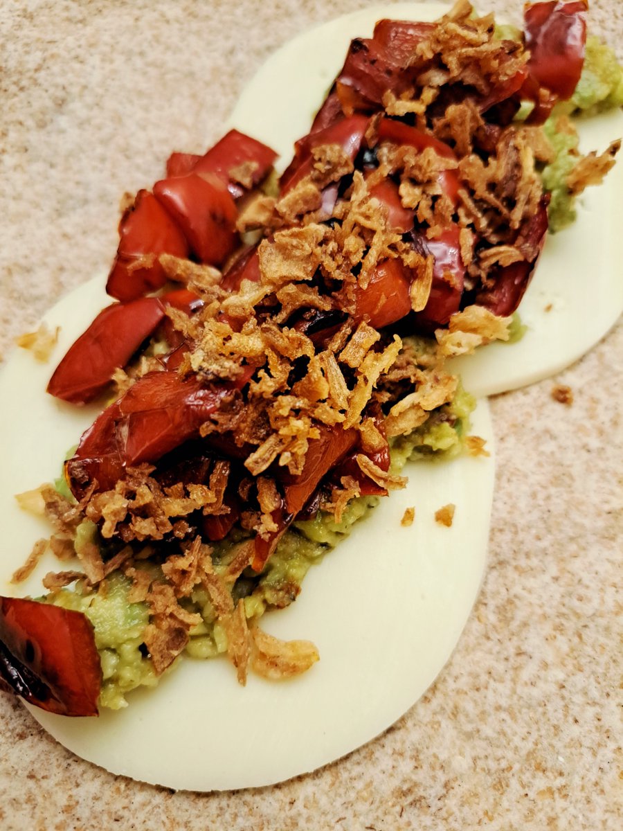 LinCalys's tweet photo. Repas du soir, bonsoir. 🌯 https://t.co/nm3SKxvcrW