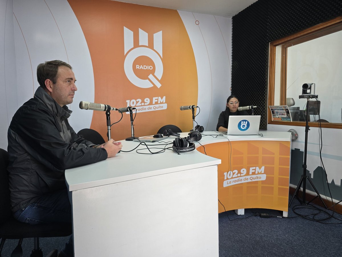 zonalamariscal's tweet photo. 🎙#LaMariscalSeReactiva | Ahora el Administrador Leandro Buratovich dialoga en @MQRadiofm.

Escúchalo en 👉 https://t.co/nBNZM3xBuR

#QuitoRenace
#QuitoNoSeDetiene https://t.co/sFfkcgkhjN
