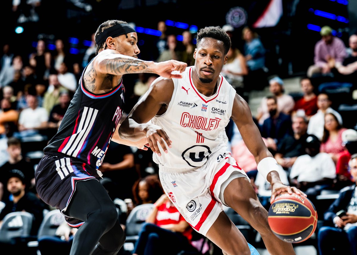 CB_officiel's tweet photo. 📃PREVIEW Betclic Élite
Match 3 demi-finales playoffs
Cholet Basket vs @ParisBasketball
Dimanche à 19h ⬇️
https://t.co/cMv1GaJhGR
Soir de match ⬇️
https://t.co/dCcoo1A41P
#GOCB #CBFAMILY @Betclic_ELITE https://t.co/Q25CgwpsIo