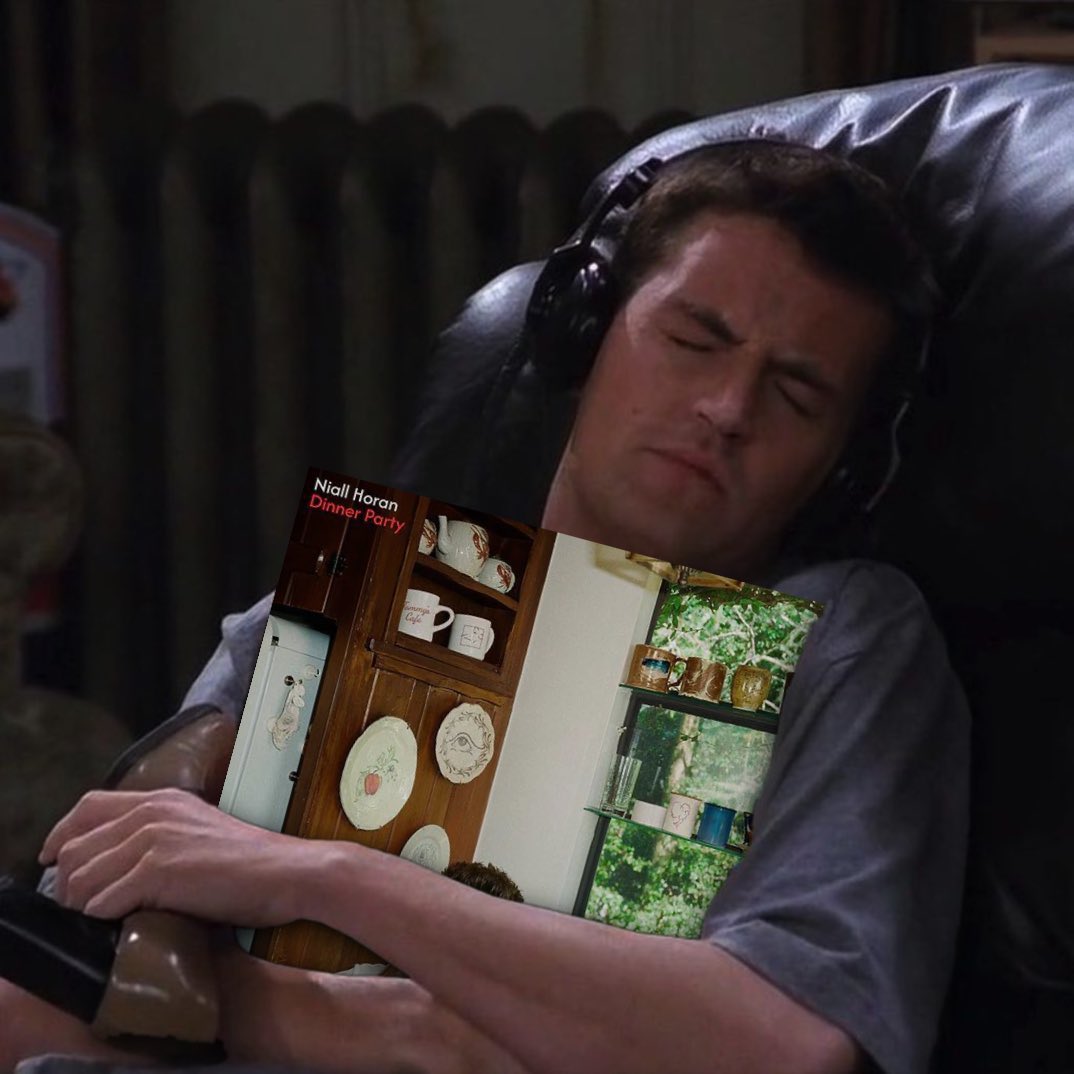 horansaturdays's tweet photo. eternamente assim ouvindo o dinner party https://t.co/PllRBgHioG