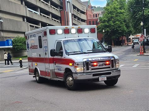 GAFollowers's tweet photo. Douglas County will now charge a $100 fee when an ambulance responds to a call but the patient is not taken to the hospital.

County leaders say the new fee will help cover the cost of thousands of ambulance calls that do not result in a hospital trip each year. https://t.co/JD88sJRtkG