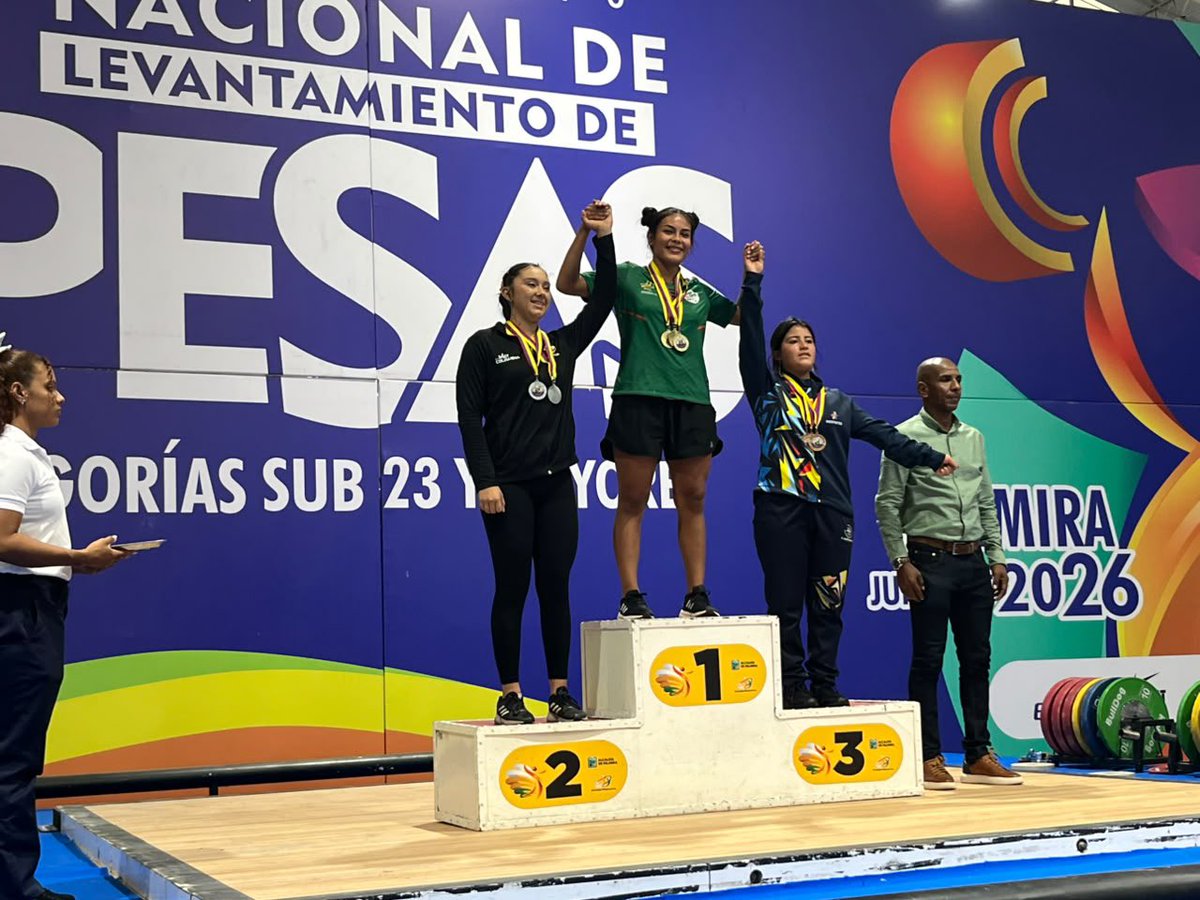 idermeta_'s tweet photo. 🥇🏋️‍♀️ ¡Orgullo metense!
Edileny Paola Rodríguez, de Puerto Gaitán, se coronó campeona nacional en el Campeonato Nacional de Levantamiento de Pesas U23 y Mayores en Palmira. Oro en arranque, oro en envión y oro en el total de la categoría 79 kg. https://t.co/YTKTPBmCQy