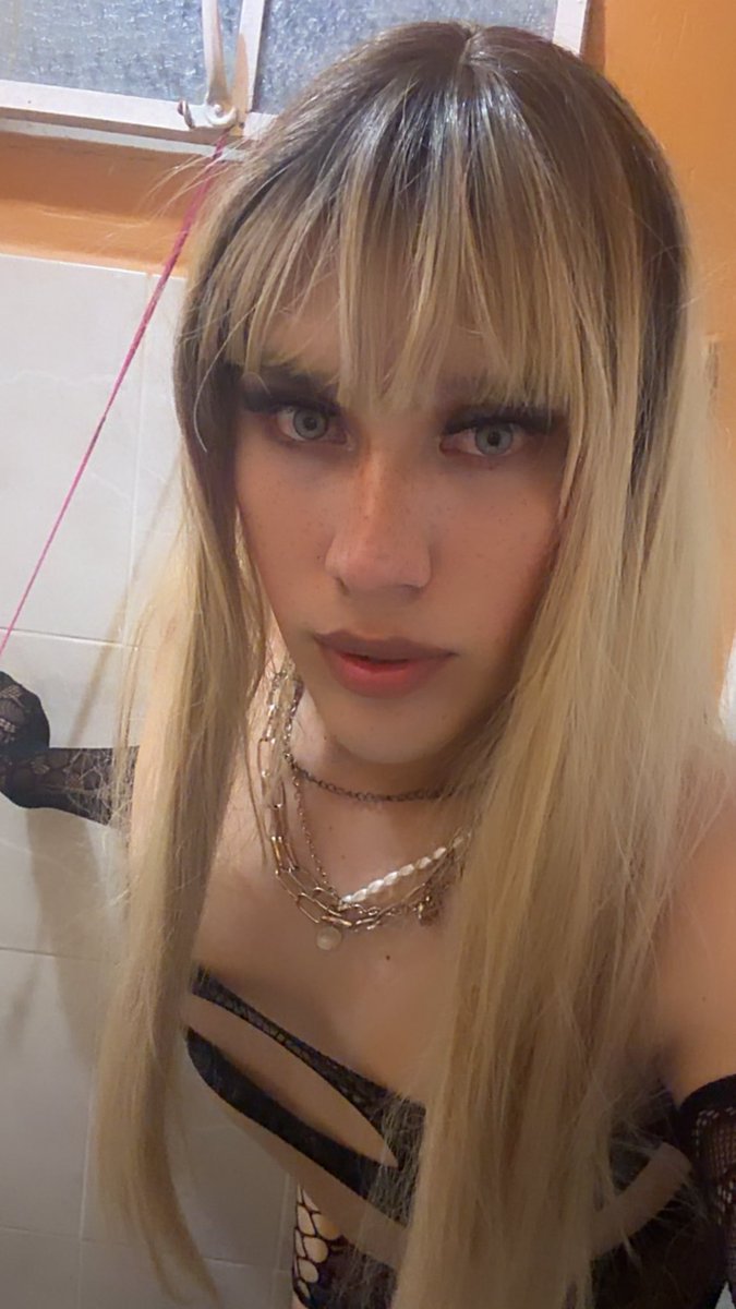 Julysa004's tweet photo. Wataa 😈 Alguien quiere venir a preñarme 💦🍒 https://t.co/3sdMBqxQam
