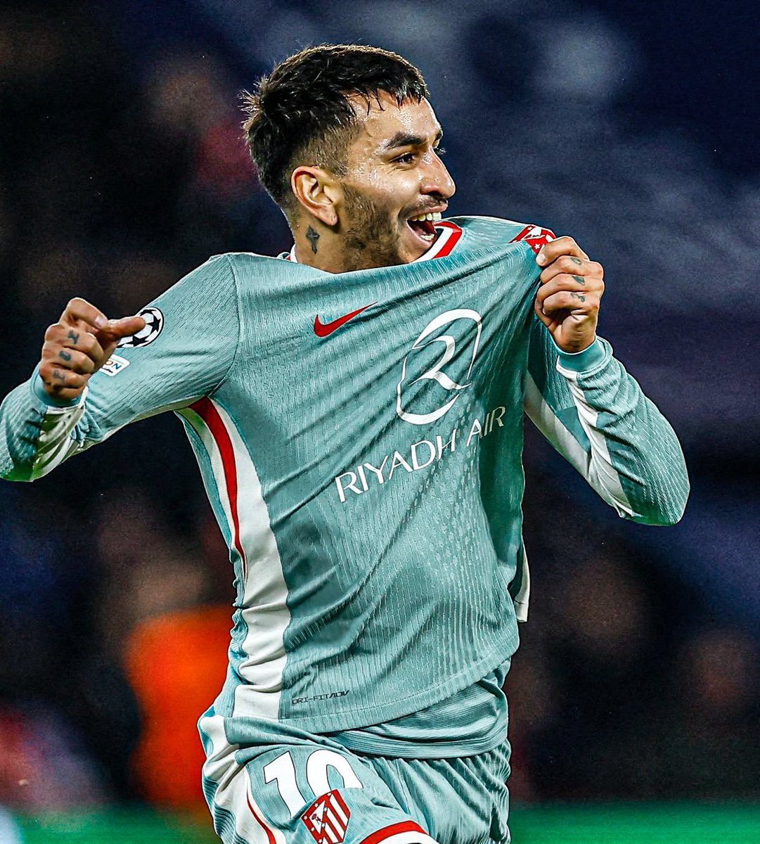 carpbernabeu's tweet photo. Si es caro o barato el tiempo lo dira River lleva años gastando fortunas en mediopelos , si gana titulos como Pratto sera baratisimo, a priori genera mucha ilusion Angelito. https://t.co/gn1lUk8PKY