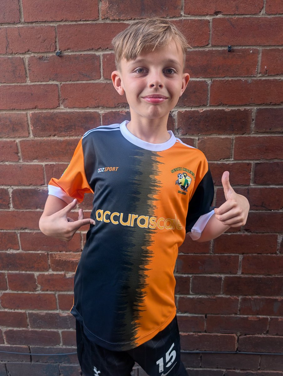 TrainsBilly's tweet photo. Another hat trick in @accurascale colours ❤️

Please also take a moment to look at the link in my bio, we're trying to raise some pennies for Martin House Children's Hospice https://t.co/N1pLfdVB4v