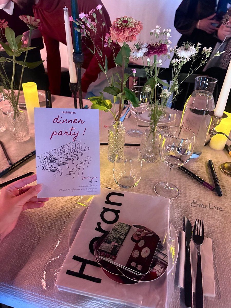 HoranUpdatesFR's tweet photo. Hier nous avons eu la chance d’être conviées à la Dinner Party organisée par @polydorfr ! 

Un magnifique moment à profiter d’un super repas tout en écoutant en avant-première l’album. 

Merci à l’équipe de Polydor pour l’organisation de cet événement et pour l’invitation ❤️ https://t.co/PqKEkzDiYM