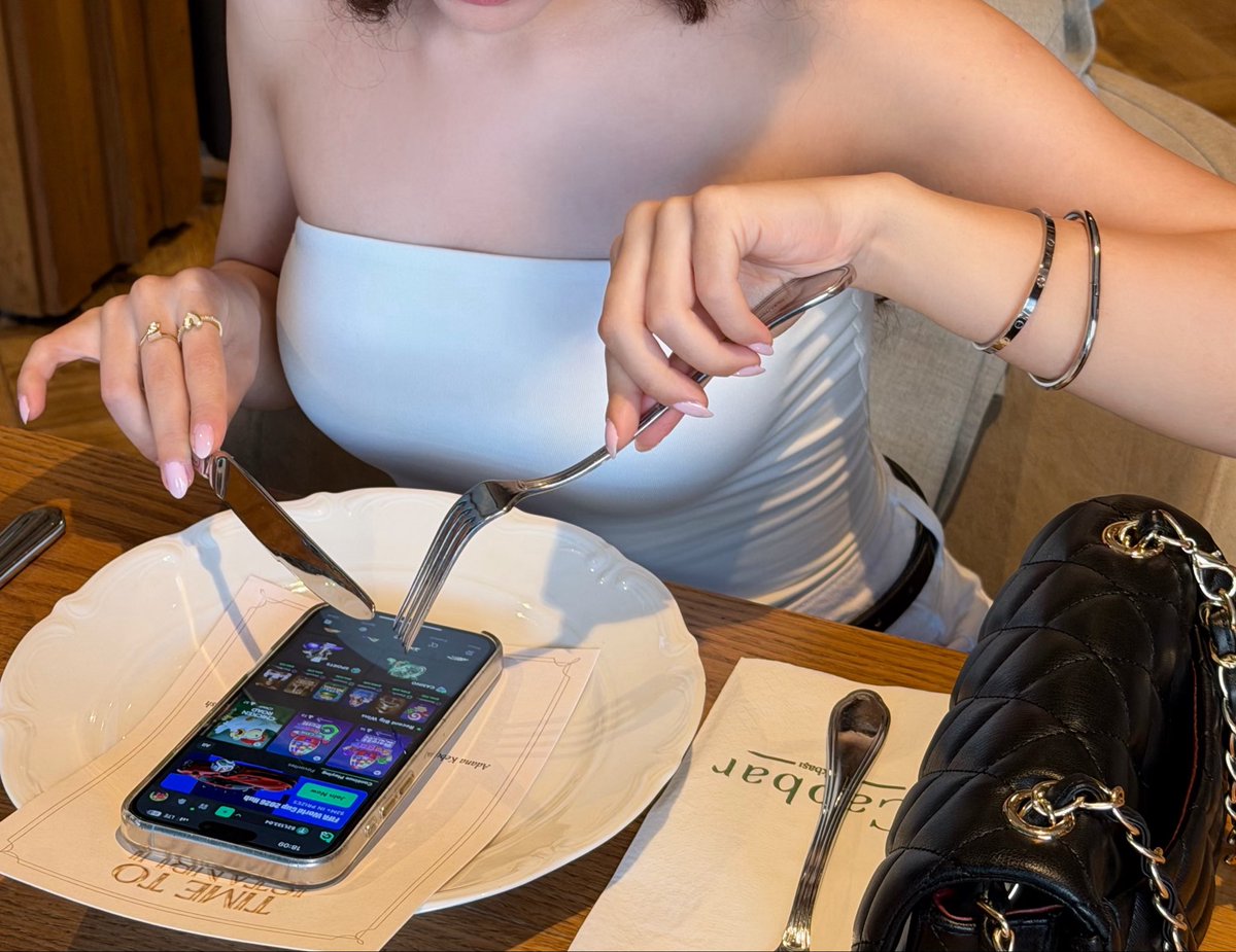 CryptoJulzss's tweet photo. Stake your $BC here:👇🏻🥰

https://t.co/s2PQ7MjZpI https://t.co/9WZdH99Jgu