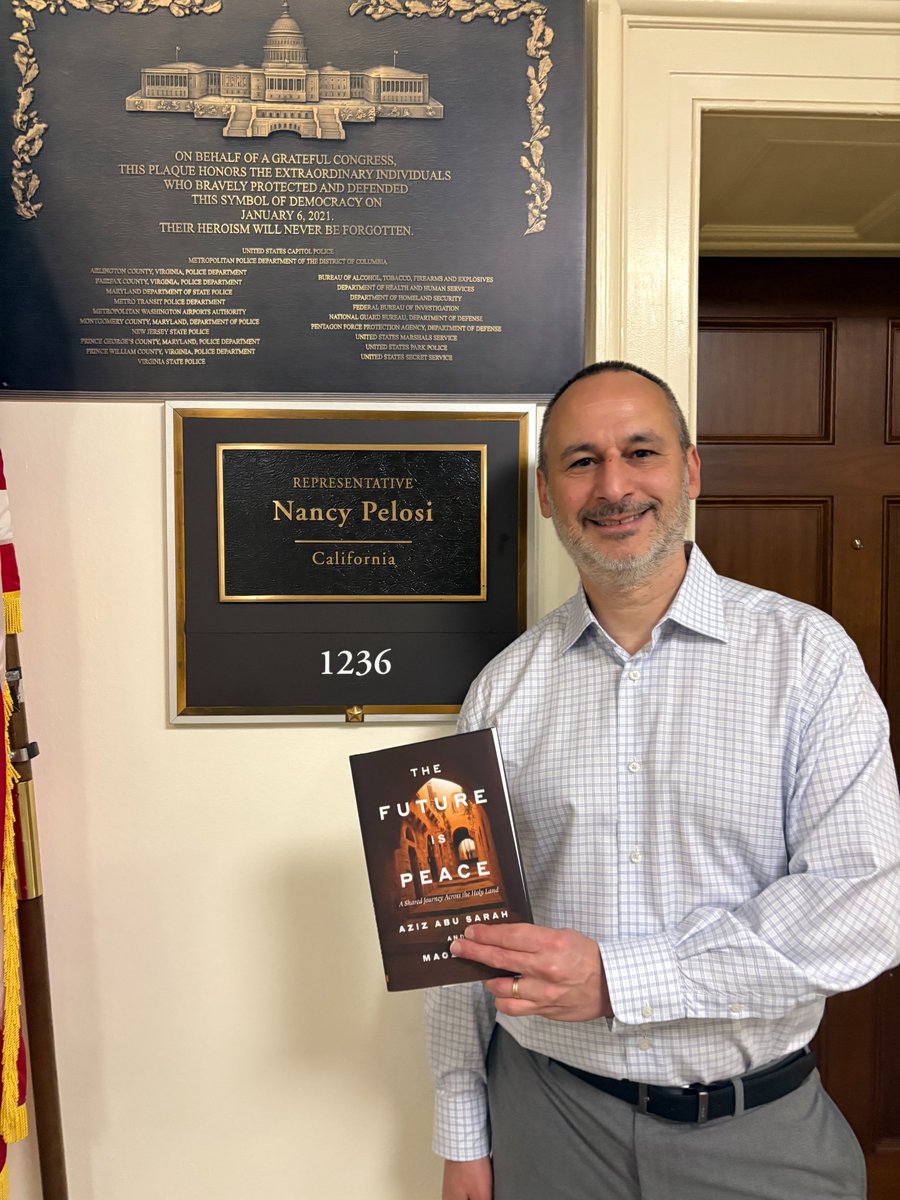 HadarSusskind's tweet photo. Delivered hundreds of copies of The Future is Peace to Congressional offices today. @NJNarrative is making sure that policy makers hear from peacemakers like @maozinon and @AzizAbuSarah. https://t.co/dT9MyPt8ph