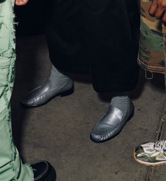 lightofowerri's tweet photo. Who dey style davido abeg 😭
@davido https://t.co/BR1dq3oTgc