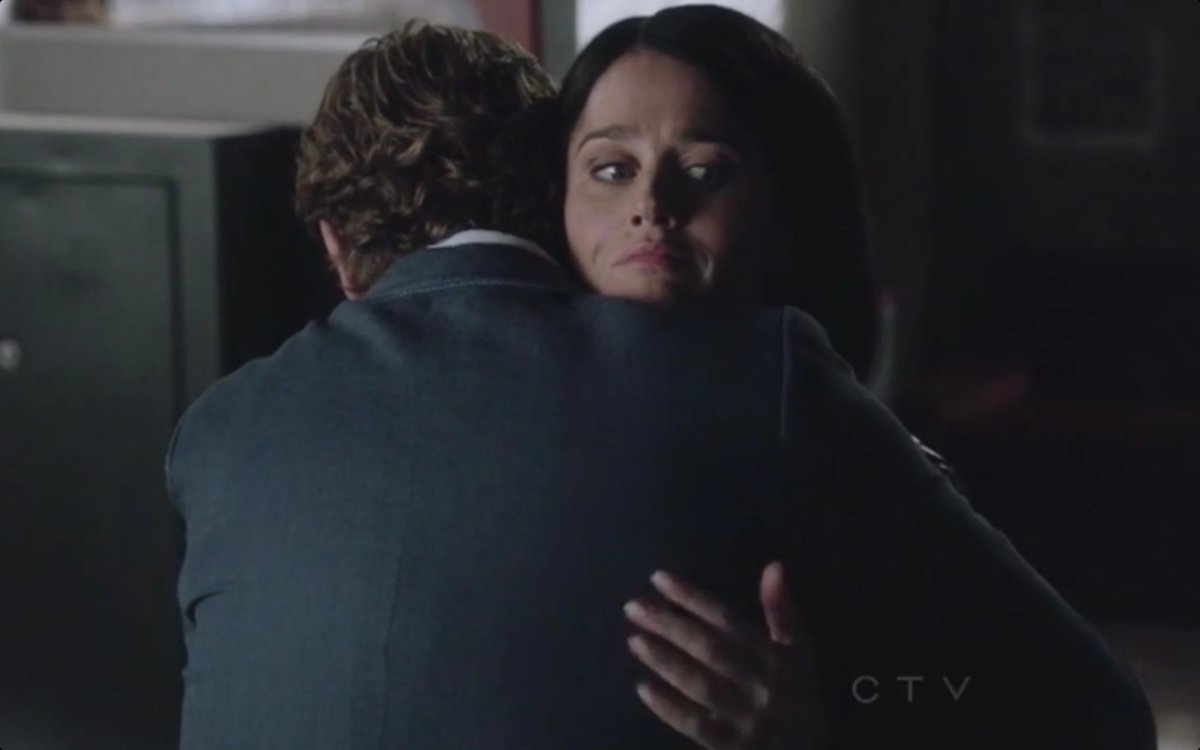 onemoveahead's tweet photo. Patrick Jane (aka #SimonBaker's) hug dialogue:

Thankyou!
Love you!
You have no idea what you mean to me.
I missed you

Lisbon (Tunney) was all in closing her eyes on the last one. https://t.co/eRcYhQp201