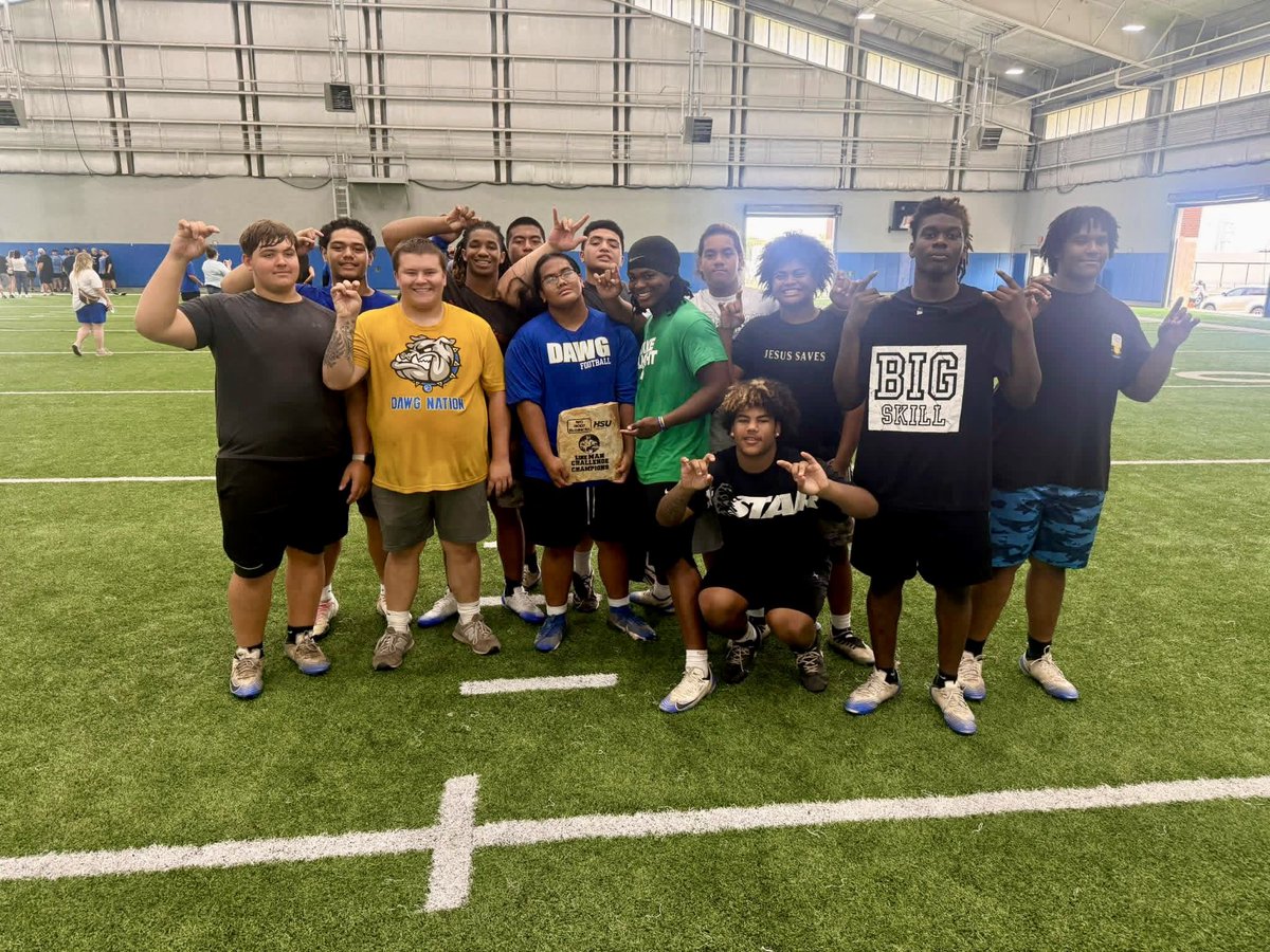 RecruitTheDawgs's tweet photo. Proud of our OL/DL group for the way they competed today at the Lineman Challenge. Their offseason work continues to show as they punched their ticket to the State Lineman Challenge in Abilene! #StateBound

#RTSp2
#DoDawgs 🐾🐾 https://t.co/oP0mLv1wa0