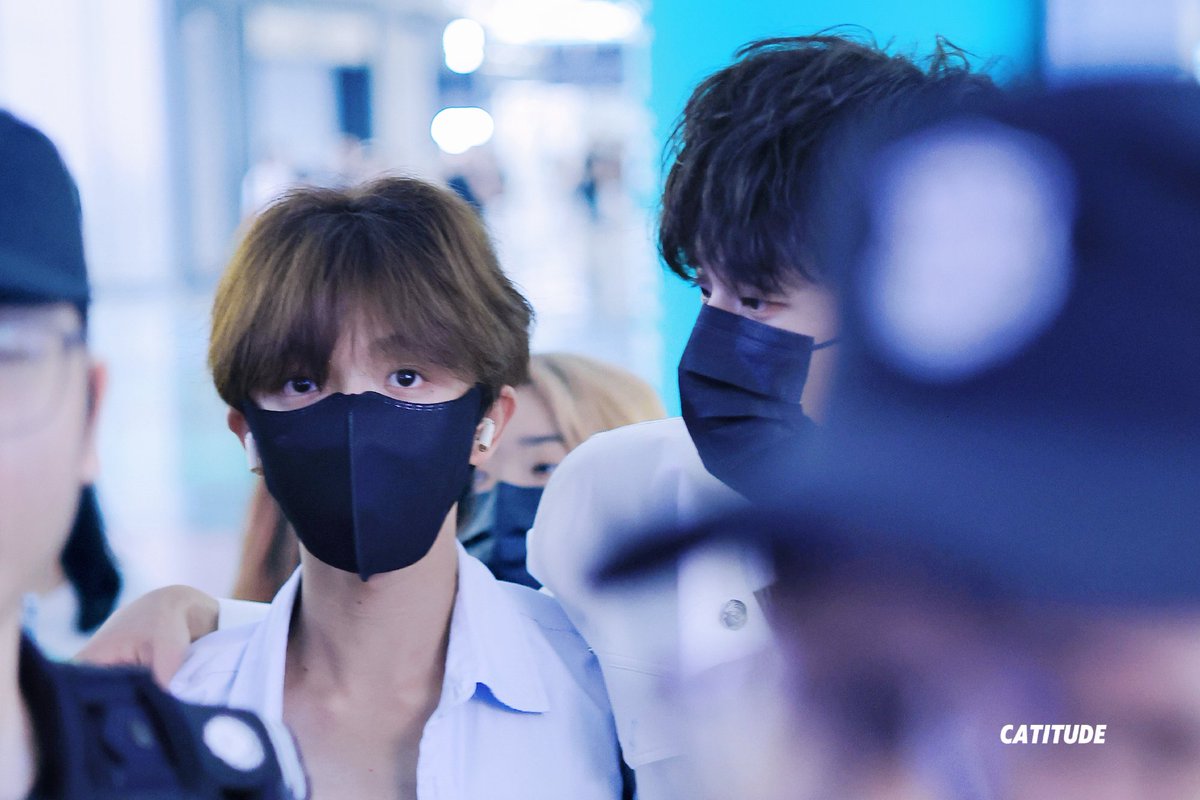 wavesforOC's tweet photo. Jiashu gemes banget sayangku 🫳
#DoubleHelix #双程 #FaJia #法嘉 #FaXuanGe #法宣阁 #HeJiashu #賀嘉述
© CatiTude- https://t.co/0gX9EF3QdZ