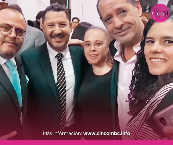 Vicente_Galvez's tweet photo. Bueno, no podrán decir que no conocen a María Fernanda Islas Mier. Ahora lo que tendrá que explicar @ClaraBrugadaM es ¿Qué cargo tiene y con qué autoridad se encarga del acceso al Zócalo, aún por encima de la policía de la CDMX? https://t.co/yVClh5yuRX