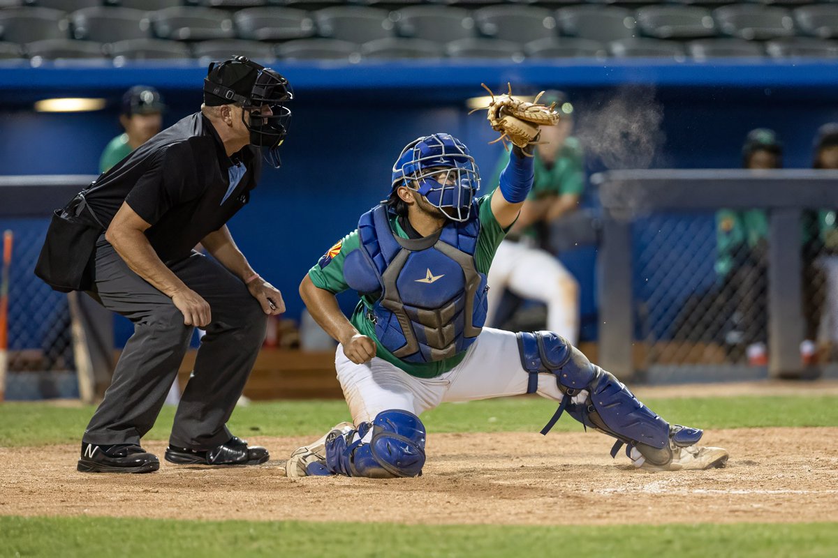 SVanLatum's tweet photo. Tucson Saguaro 🌵 baseball season is back at Kino Veterans Memorial Stadium!

Schedule - https://t.co/L7UvXONQwL

@AllSportsTucson 
@TucsonSaguaros 
@PecosLeague 
#tucsonbaseball https://t.co/8IJuXZC8EF