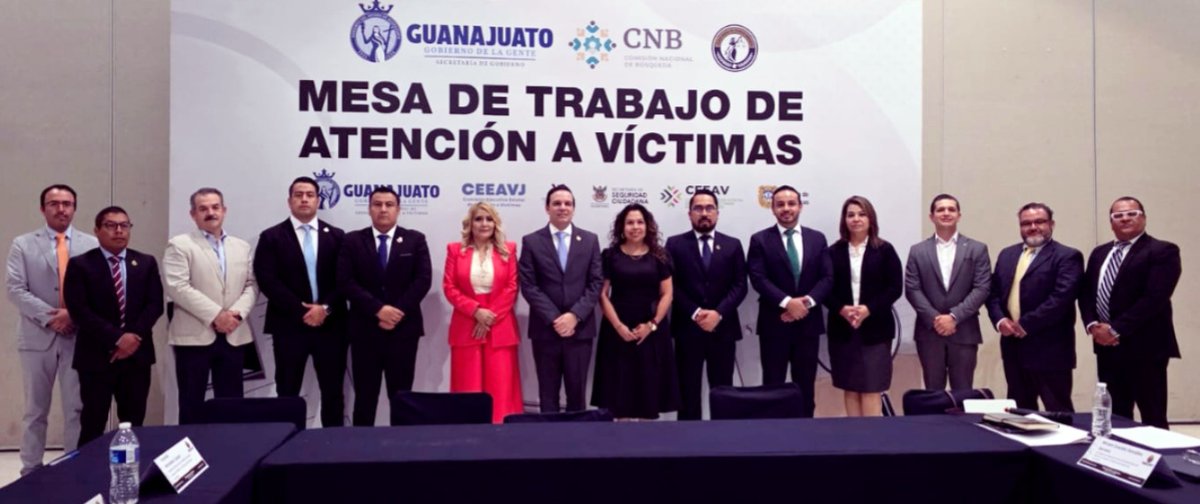 SSCQro's tweet photo. La CEAIV participó en la Reunión Regional de Autoridades vinculadas a la Atención a Víctimas en Guanajuato, en el marco de los trabajos regionales en materia de búsqueda de personas, donde se fortalecieron los mecanismos de coordinación interestatal y se alcanzaron acuerdos. https://t.co/RJYXbCq2S1