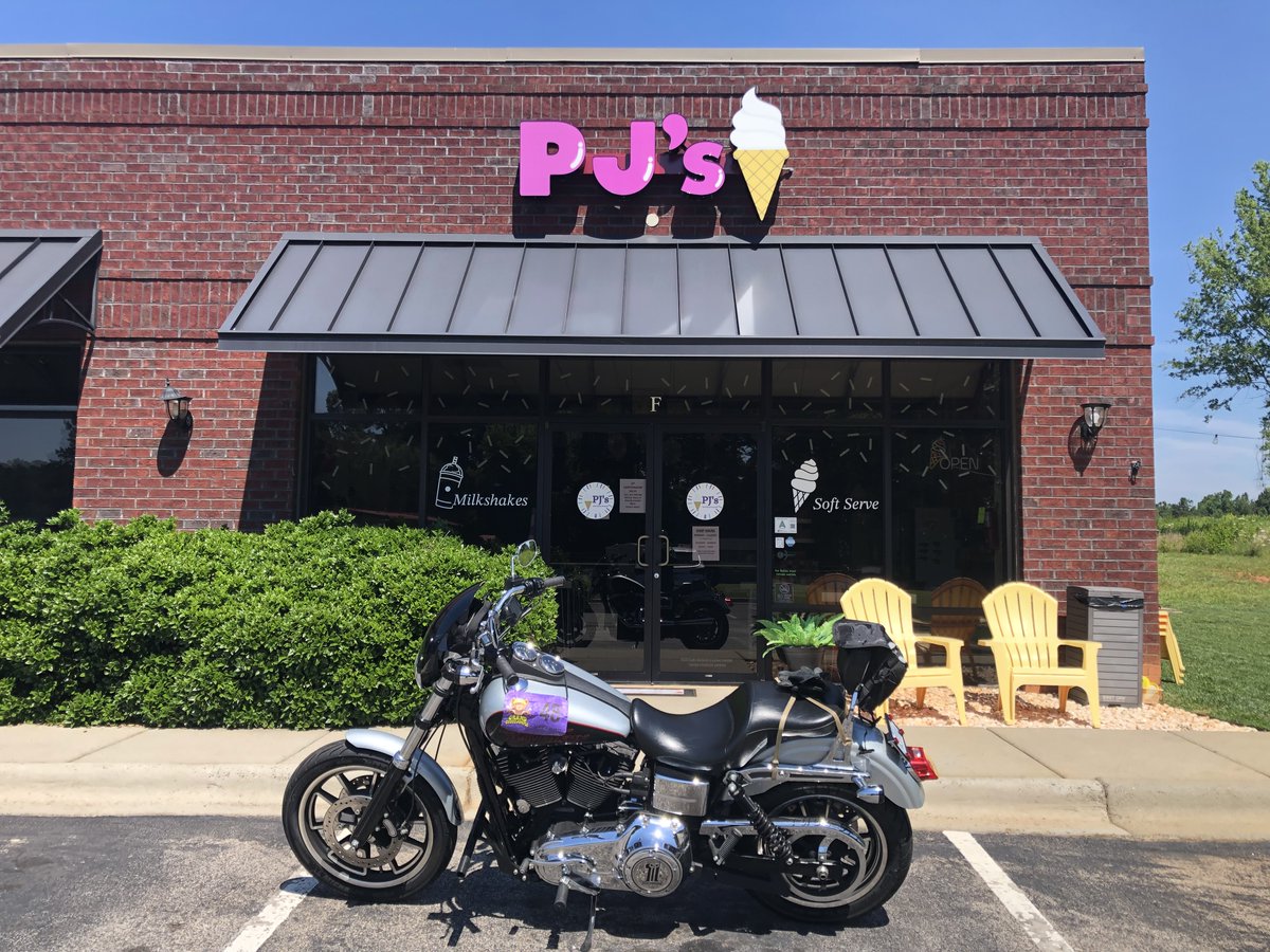 BLineatus's tweet photo. #GrandCoddiwomple visit to PJ's Ice Cream in Richburg, SC. https://t.co/y3ZGW57hoR