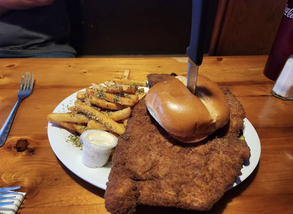 402puck's tweet photo. @Mike_Ferrin Shameless plug…at Crescent Moon we hand cut, smash, and bread our own in house which turns into this monstrosity https://t.co/ojpCgqrGid