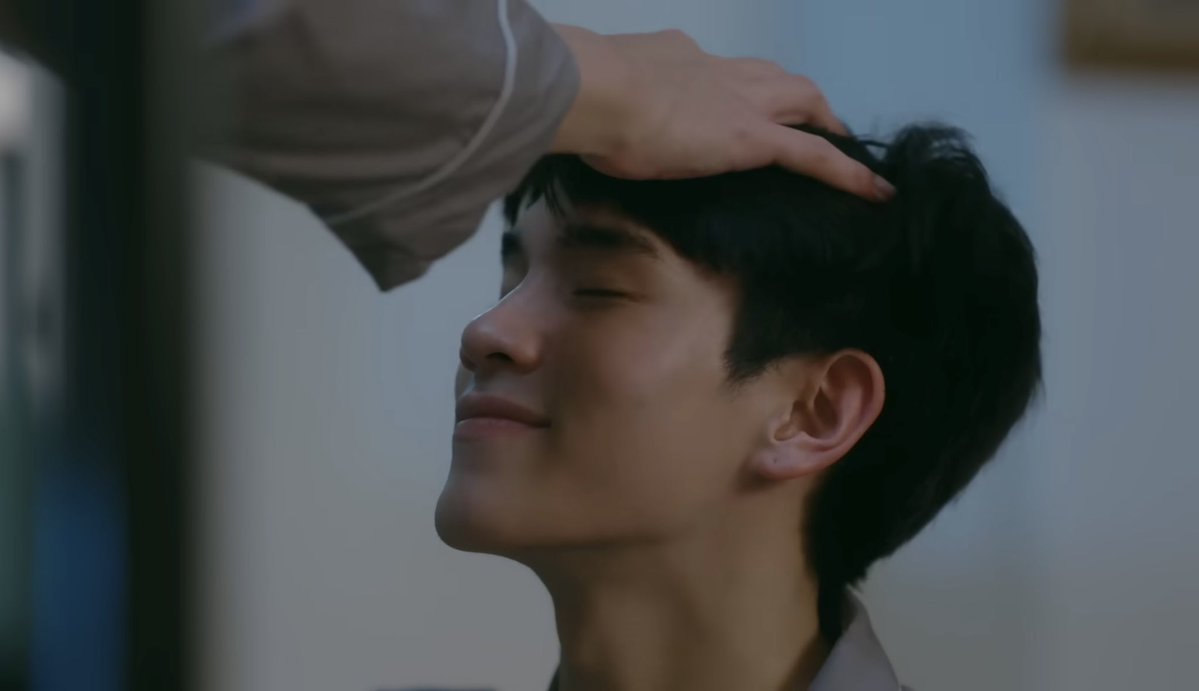 nongsiii's tweet photo. thinking about how tanrak turns into such a baby around barth🥺 he’s been starved of that kind of love and comfort for so long, and then barth comes into his life giving him all the care and attention he’s been missing. rak is barth’s baby😭

#TicketToHeaven
#GeminiFourth https://t.co/s8eutZC49O