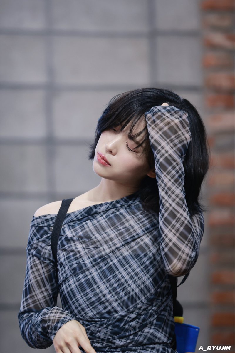 A_RYUJIN417's tweet photo. 260605
 #ITZY #있지 
#RYUJIN #류진 https://t.co/25HCBZKeRT
