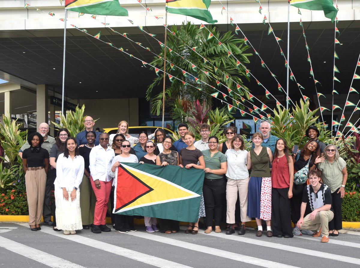 peacecorpguyana's tweet photo. Welcome #GUY37! 🥳✨
These 27 changemakers will soon be serving communities across Guyana as they support local development priorities in the Health, Education and Environment sectors. 
#PeaceCorps #PeaceCorpsGuyana #Service #Community #Partnership 🇬🇾 https://t.co/jEz5b6NuYa https://t.co/AFoZn35m0K