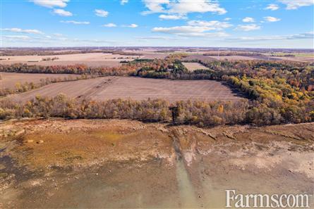 OntAg's tweet photo. 102-acre cash crop farm is for sale in Forest, Ontario 👇

This 102-acre lakefront legacy property between Grand Bend and Sarnia offers over 1,000 ft of private Lake Huron shoreline, 50 acres of farmland, scenic ravines, manicured trails, park-like grounds, and much more.

https://t.co/4Y8cUjT3hG

#FarmRealEstate