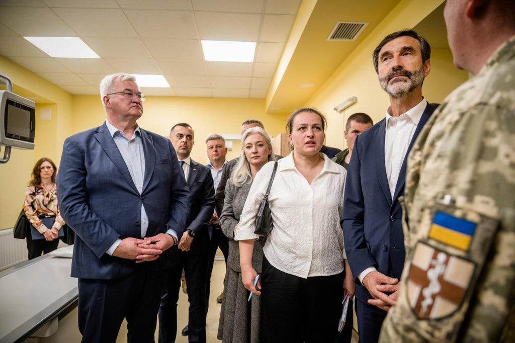 andrii_sybiha's tweet photo. Together with Slovak’s FM Juraj Blanár, we visited a hospital that received medical equipment from the Slovak Republic earlier this year.

A mammography system and a modern dental unit are already helping improve the quality of care for both our recovering defenders and civilian patients.

This is a tangible example of solidarity that supports recovery of our military and strengthens Ukraine’s medical resilience. Grateful to Slovakia for this practical contribution.