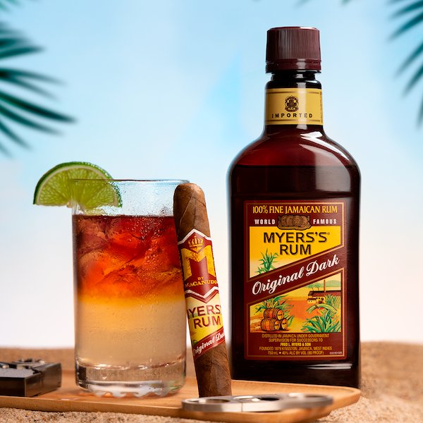 bourbonblog's tweet photo. Rum fans and Macanudo fans: not just one new release, but three. @MacanudoCigars has launched Ecuadorian Shade, Sumatra, and the new M by Macanudo Myers’s Rum collaboration. Full story on  https://t.co/49PgEOFqLP @CigarWorld #rum #cigars #macanudo https://t.co/WVCW81LHh2