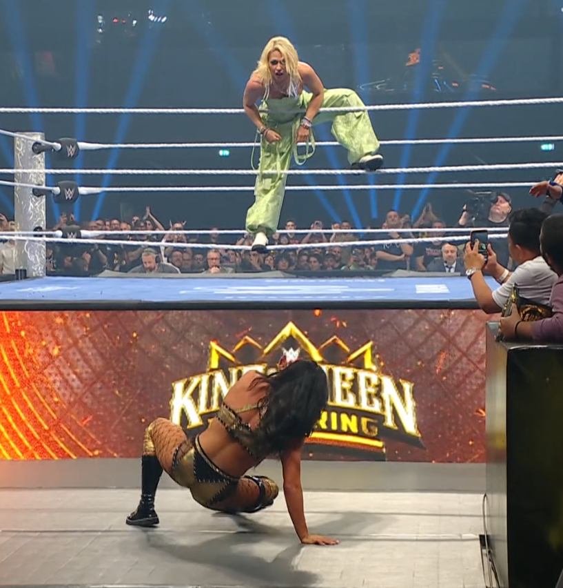 WeebsoftheRing's tweet photo. now to push Giulia to Namek #WeebsoftheRing #SmackDown https://t.co/CmkJTTn4eL