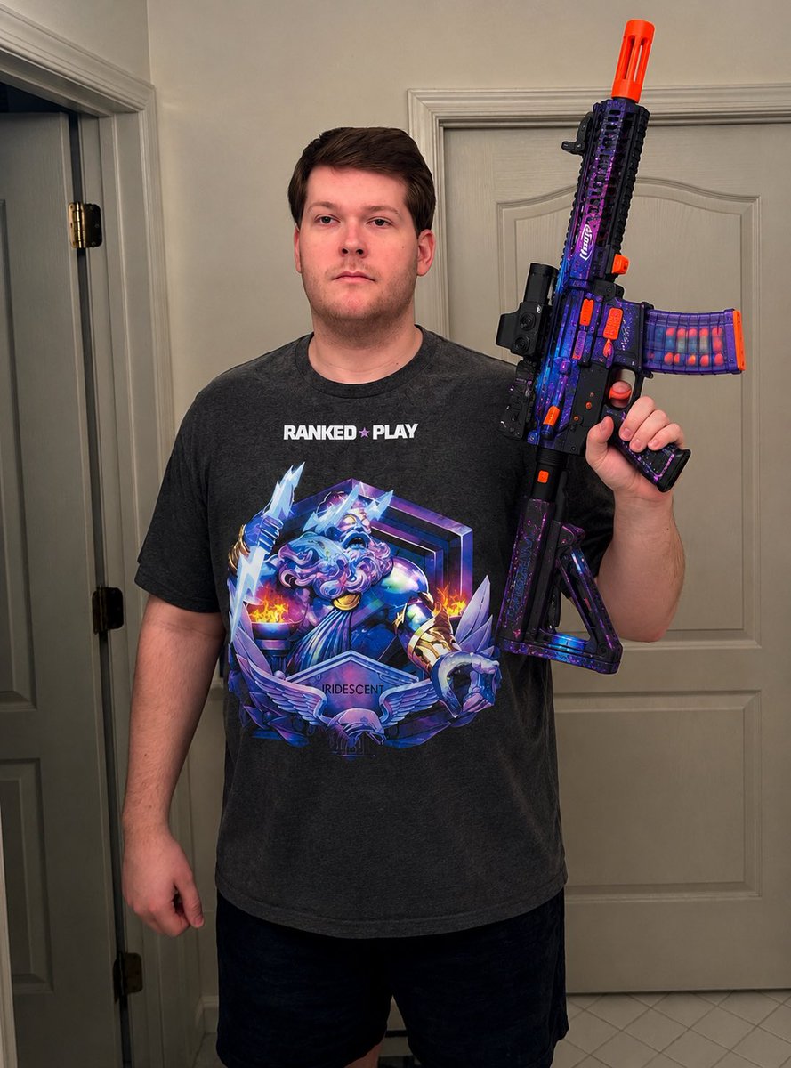 ijermm's tweet photo. @zRotationXBL Rock up to the function like this fr https://t.co/x3Pc0fXHuZ