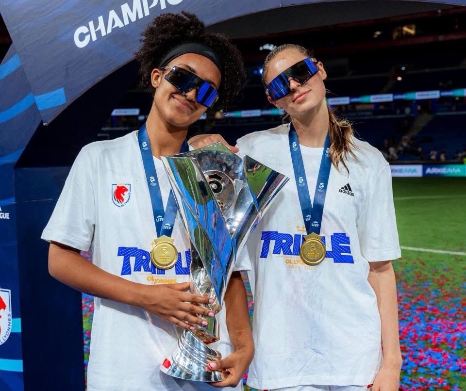 LDV_WF's tweet photo. Déjà hate de retrouver mon duo qui duotte bien 😌 https://t.co/YwhsEYxyvj
