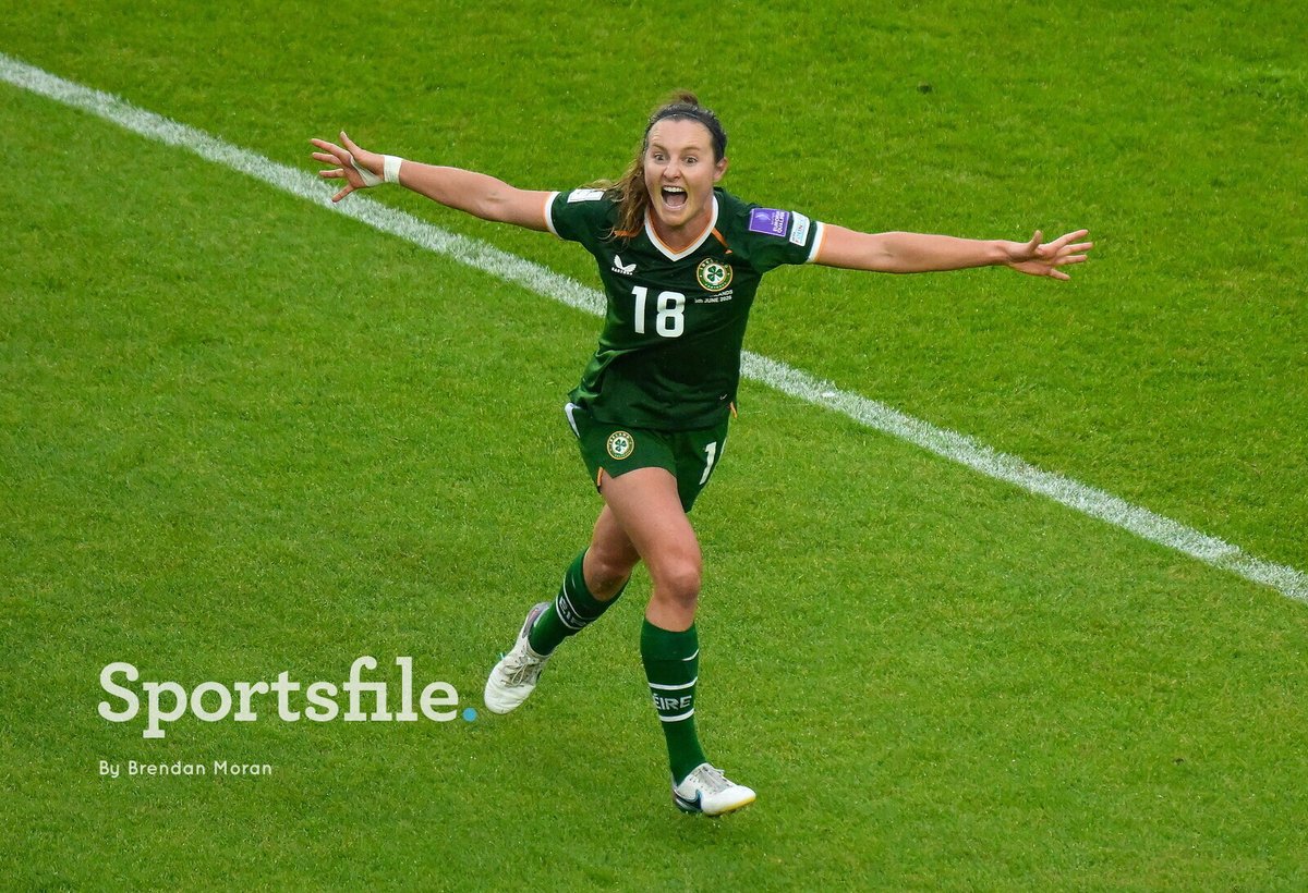 sportsfile's tweet photo. Kyra Carusa of Republic of Ireland celebrates after scoring her side's first goal during the 2027 FIFA Women’s World Cup Qualifier against the Netherlands at SuperValu Páirc Uí Chaoimh.

📸 @sportsfilebren 

https://t.co/pY2zJcpoac https://t.co/OQ5Zu3TRMF