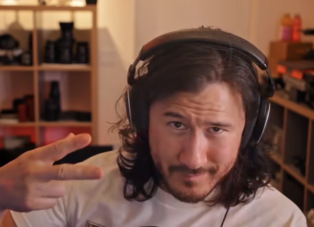 orange_sunsets_'s tweet photo. That’s two member streams markiplier accidently made public. Thats our YouTuber, guys. #1 movie in america https://t.co/WmhonRG3HP
