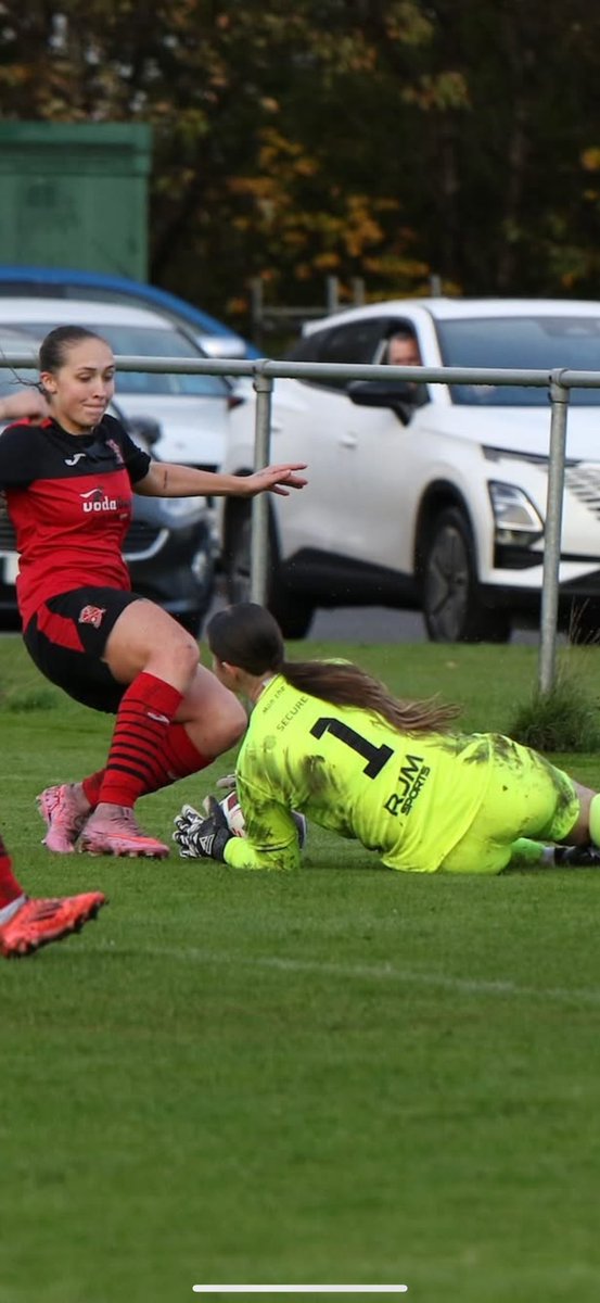 TheKitman14's tweet photo. So proud of my daughter Jessica. One more game to go to get into the Scottish championship . Multiple plaudits . Up for women’s goalie of the year . Team scouting her and she still stays humble . In my eyes one of the best female goalies in Scotland https://t.co/K5YgOjbhhd