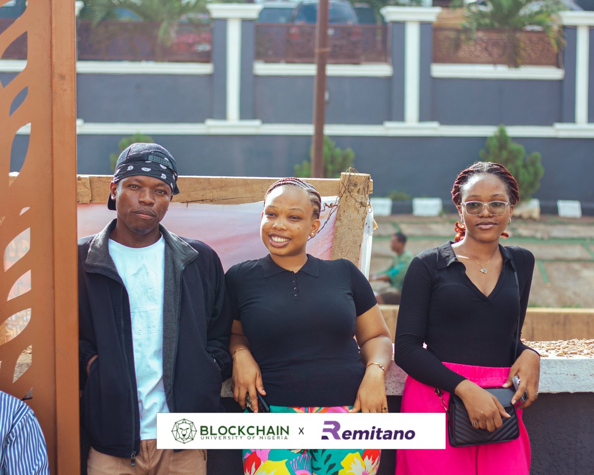 roobie001's tweet photo. Pizza, Web3 conversations
Attended Pizza Day hosted by @BlockchainUNN x @Remitano  it was exactly the kind of energy the Nigerian builder community needs more of.

Shoutout to the organizers for this excuse to touch grass!
#RemitanoCommunityPartnerships #RemitanoxBlockchainUNN https://t.co/x1FK1BKjl7