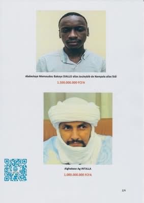 moketor's tweet photo. Au #Mali on ne négocie pas avec les terroristes on les élimine par tous les moyens 
La chasse est ouverte 👇 https://t.co/wbBVr7ohuM