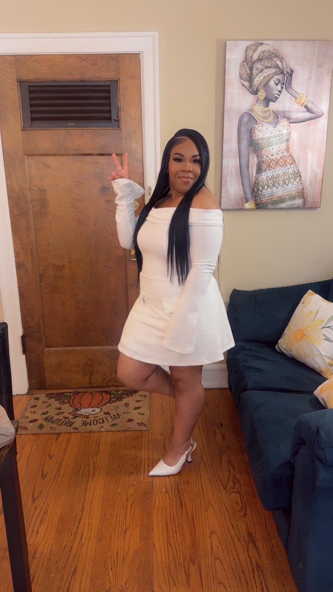ItsAlwaysNicky's tweet photo. My Twin Graduated Today 🥹🫶🏽 Mommy &amp; Daddy Was Supposed To Be Here , But Big Sis Gone Hold It Down 💙🙏🏽 https://t.co/8kqNGsDbQc