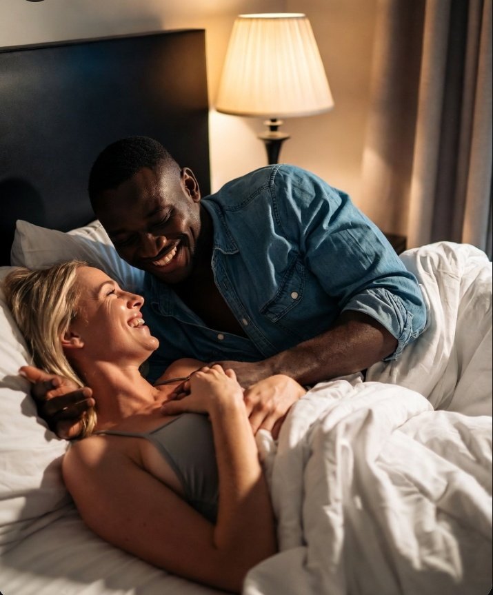 till_number's tweet photo. Goodnight tip;
Laugh together often. Couples who laugh together survive many “serious” arguments 😅 #MarriageWorks https://t.co/F4hJTmmMuU