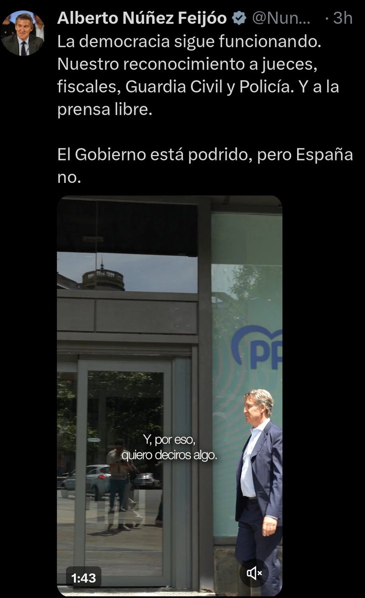 jr0rtega's tweet photo. Entrando en la sede de su partido pagado en B para criticar al Gobierno 🤦🏻‍♂️🤦🏻‍♂️🤦🏻‍♂️ https://t.co/gvaEwE0tXP